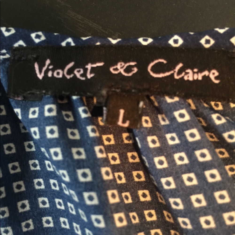 Navy blue blouse with delicate pattern